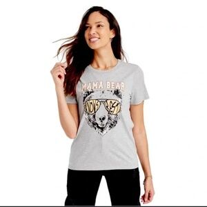 “Mama Bear Knows Best” Short Sleeve Graphic T-Shirt Cozy Funny Shirts NWOT